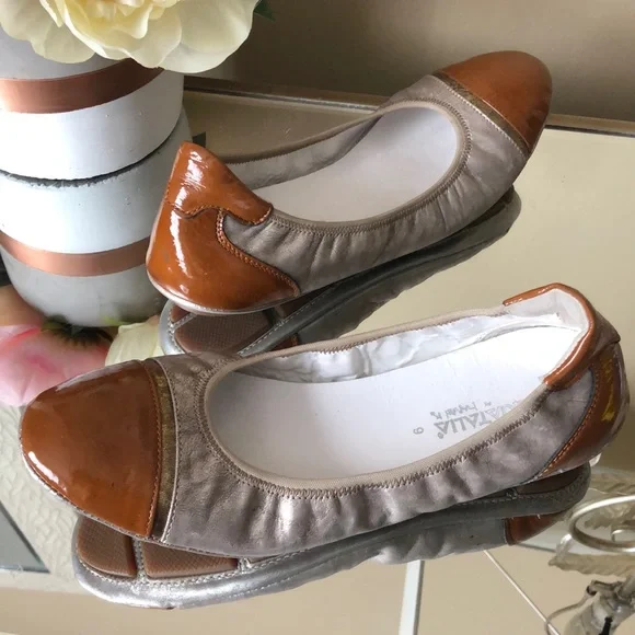 Aquatalia | Shoes | Aquatalia Genuine Leather Flats Made In  display picture 1